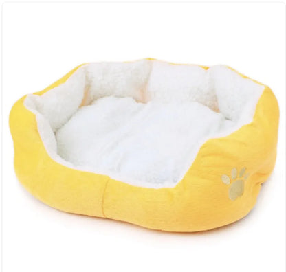 Cozy Fleece Pet Bed