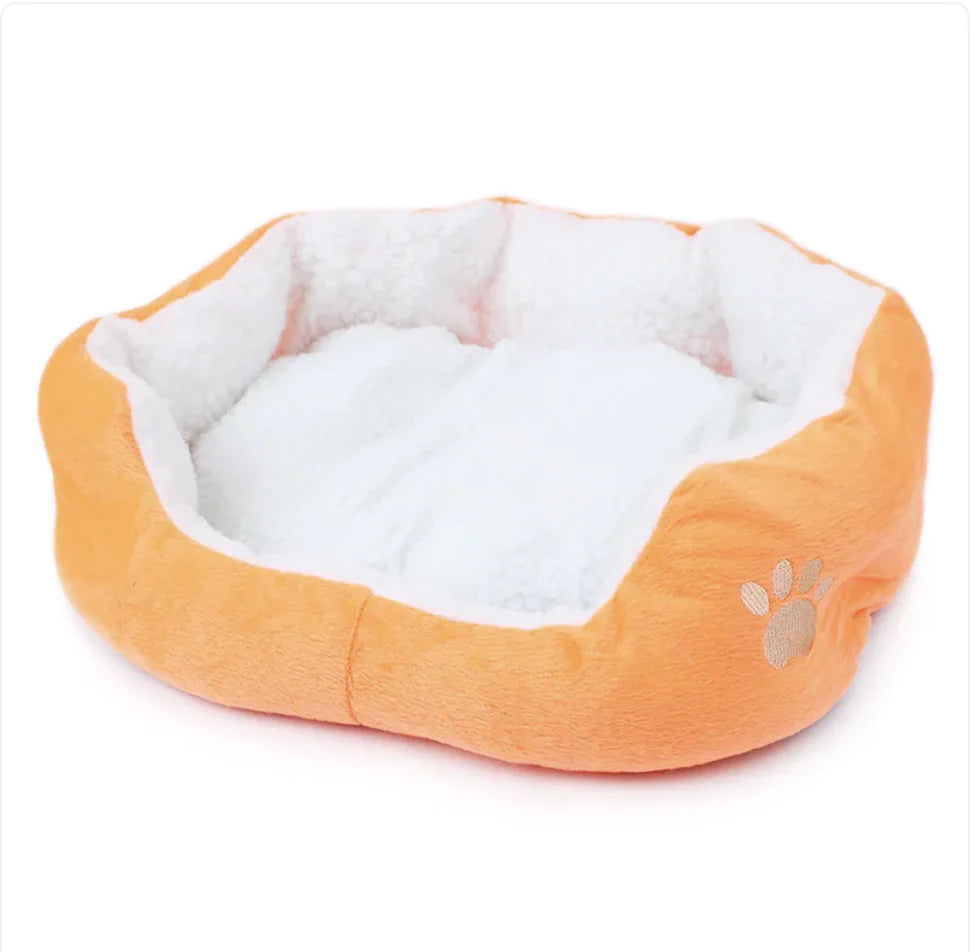Cozy Fleece Pet Bed